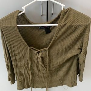 Polly & Ester medium green top